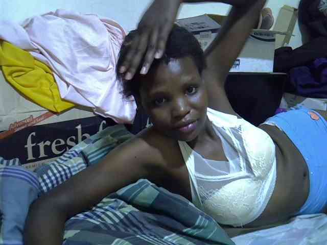 Cute-aliyah webcam