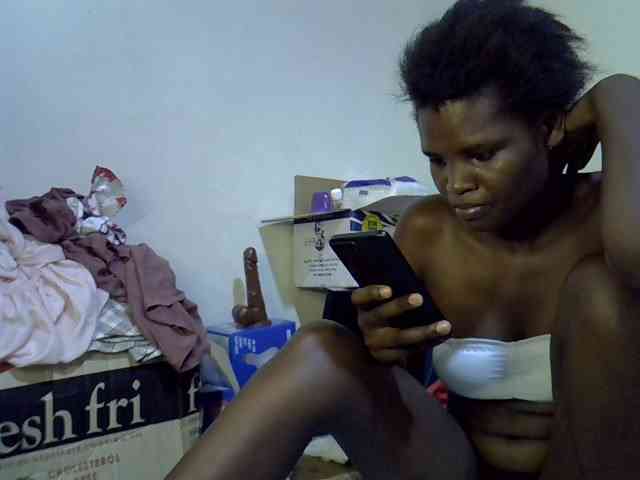 Cute-aliyah webcam
