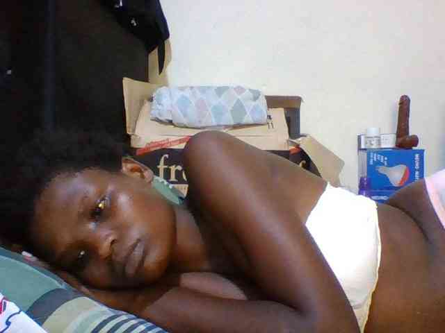 Cute-aliyah webcam