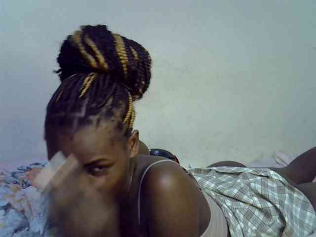 Cute-aliyah webcam