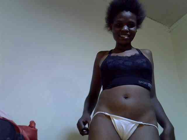Cute-aliyah webcam