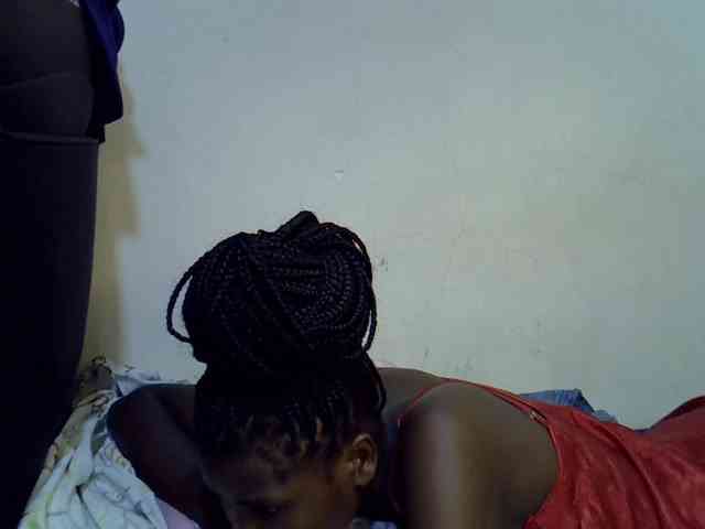 Cute-aliyah webcam