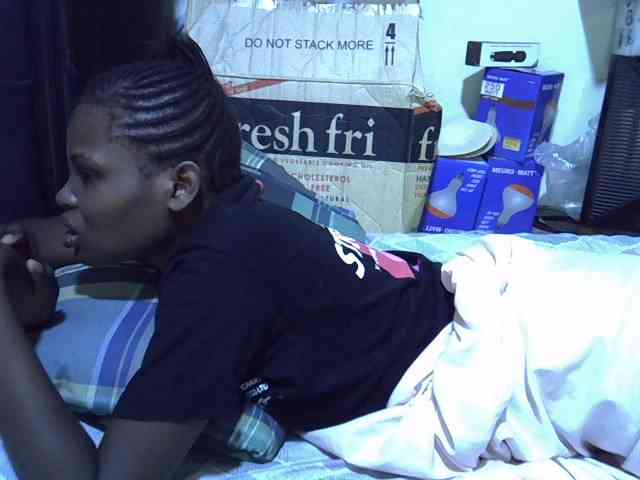 Cute-aliyah webcam