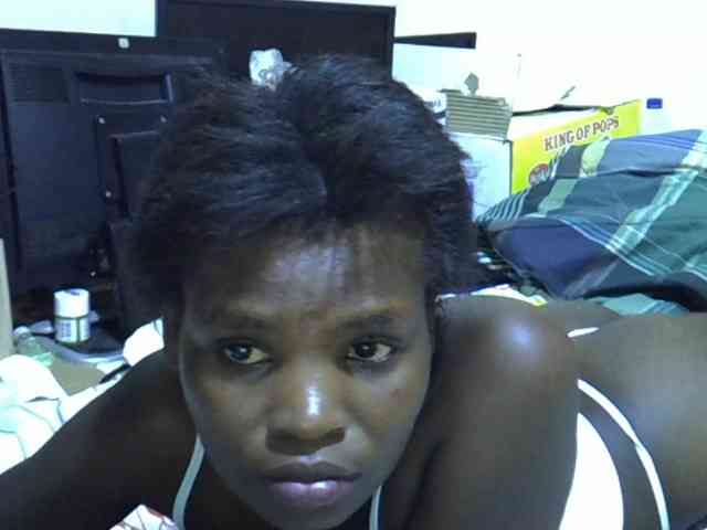 Cute-aliyah webcam