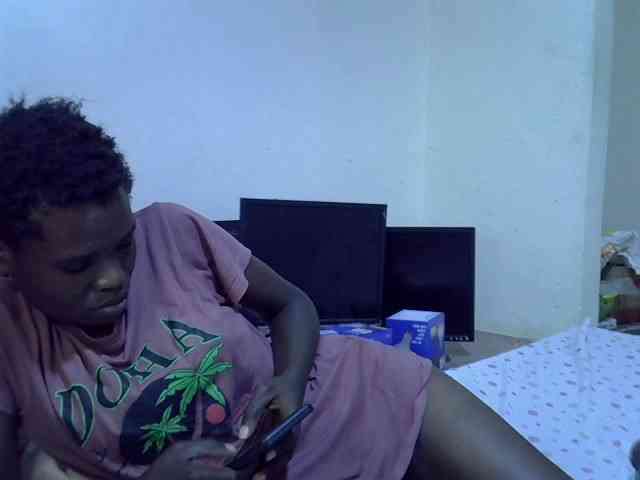 Cute-aliyah webcam