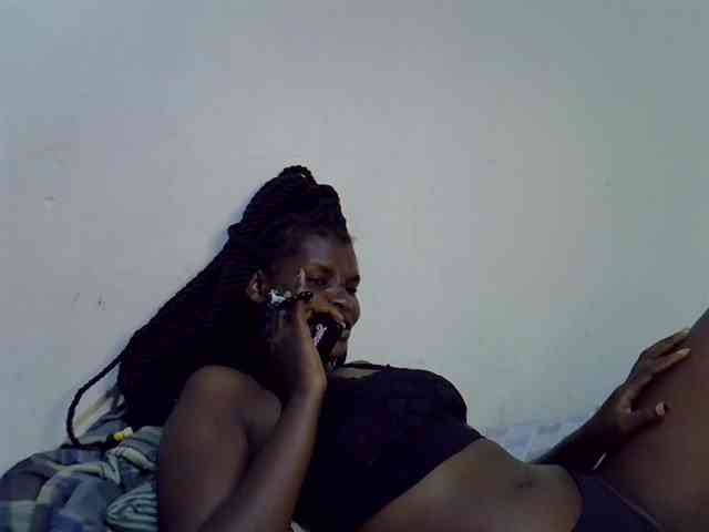 Cute-aliyah webcam