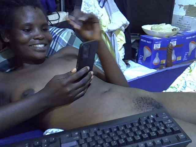 Cute-aliyah webcam