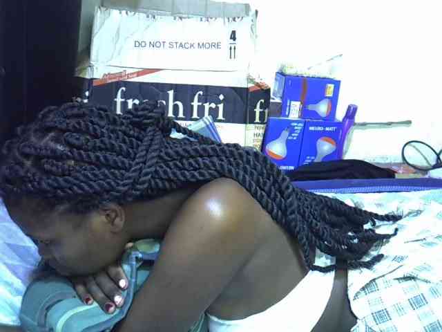 Cute-aliyah webcam