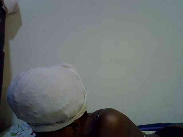Cute-aliyah webcam