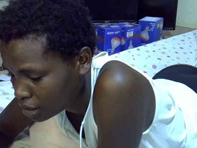 Cute-aliyah webcam