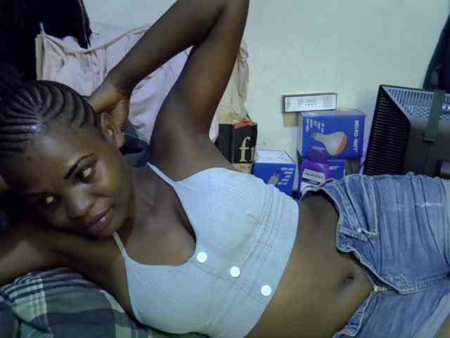 Cute-aliyah webcam