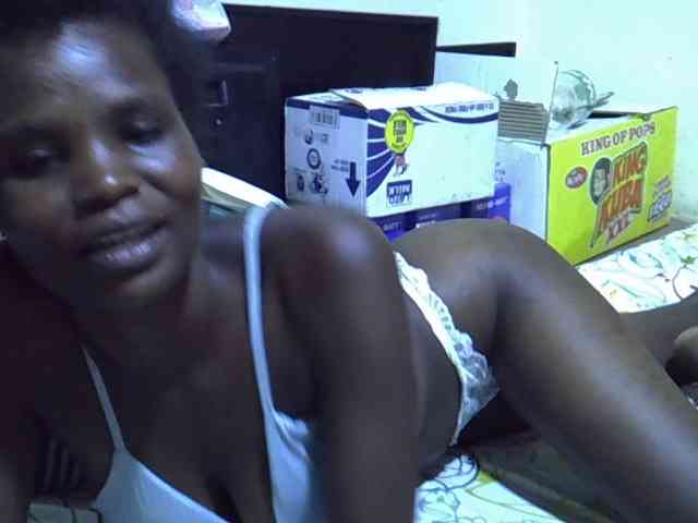 Cute-aliyah webcam