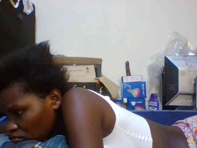 Cute-aliyah webcam