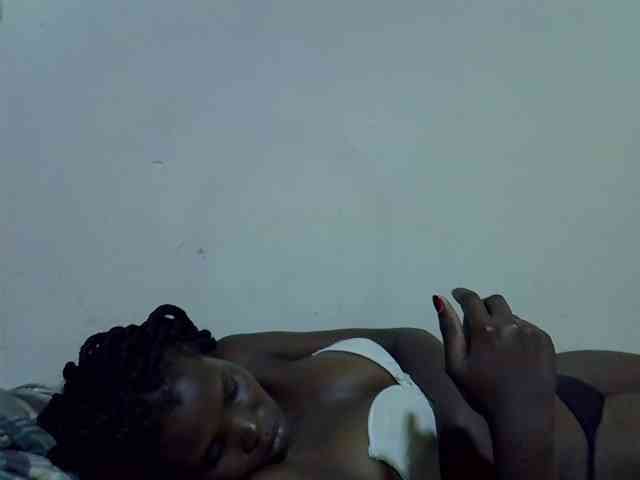 Cute-aliyah webcam
