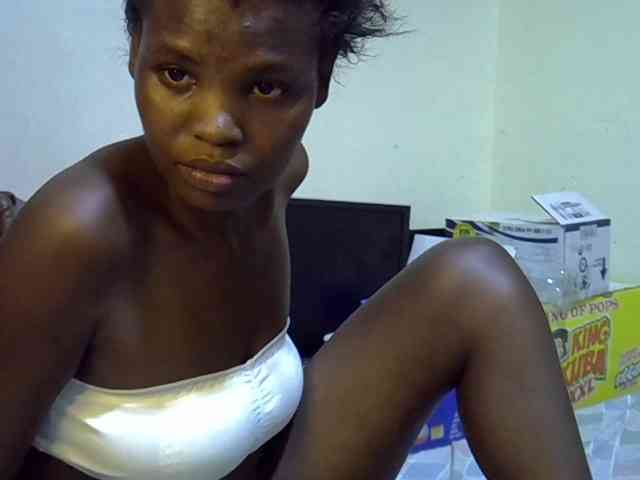 Cute-aliyah webcam
