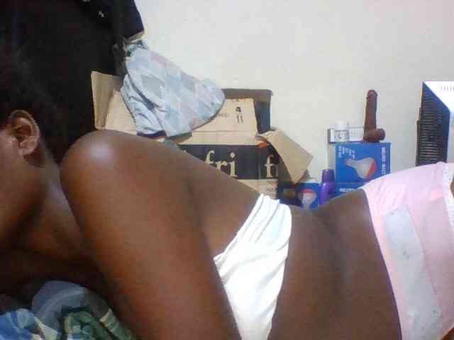 Cute-aliyah webcam