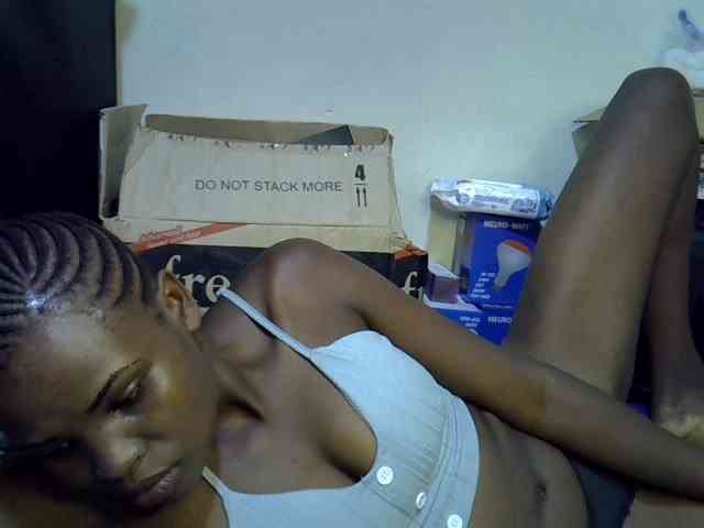 Cute-aliyah webcam