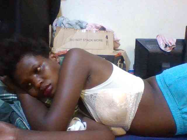 Cute-aliyah webcam