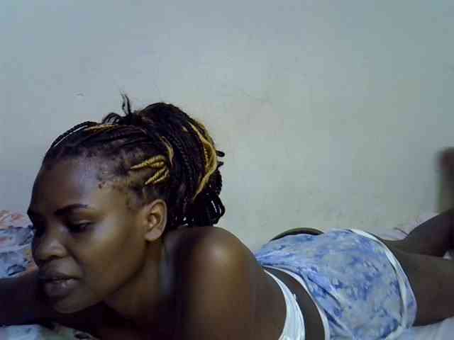 Cute-aliyah webcam