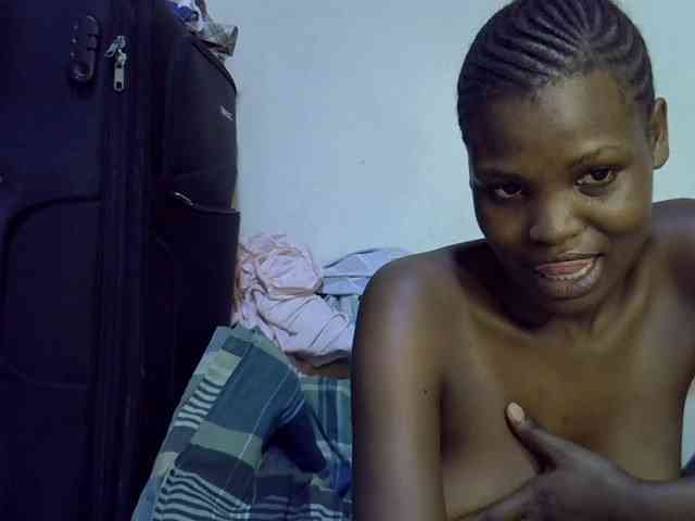 Cute-aliyah webcam