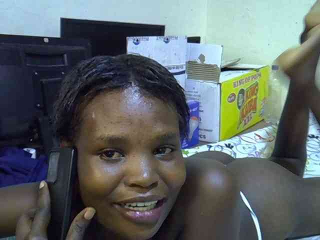 Cute-aliyah webcam