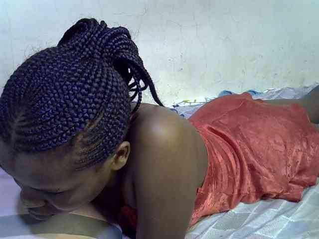 Cute-aliyah webcam