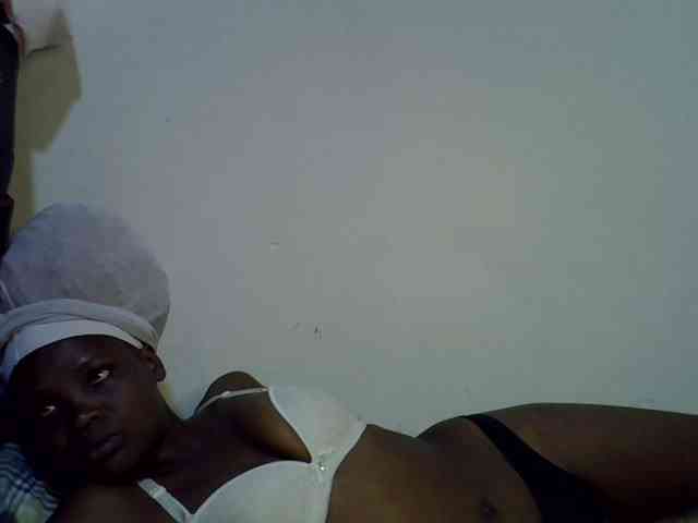 Cute-aliyah webcam