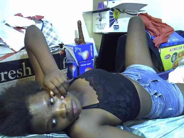 Cute-aliyah webcam