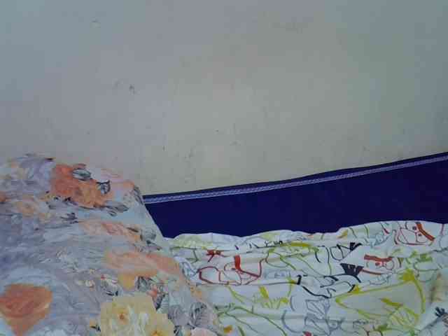 Cute-aliyah webcam