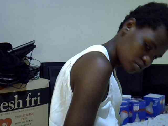 Cute-aliyah webcam