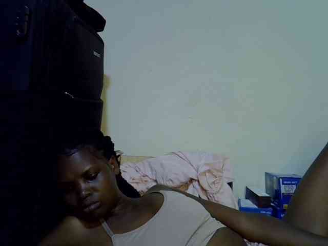 Cute-aliyah webcam