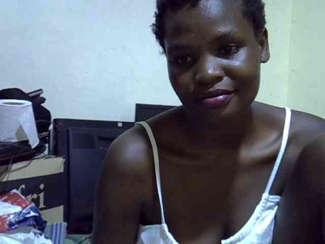Cute-aliyah webcam