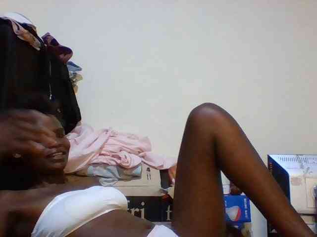 Cute-aliyah webcam