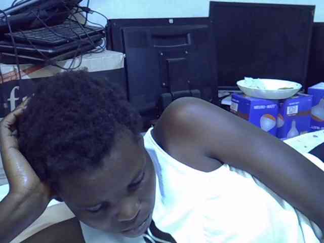 Cute-aliyah webcam