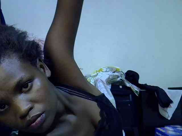 Cute-aliyah webcam