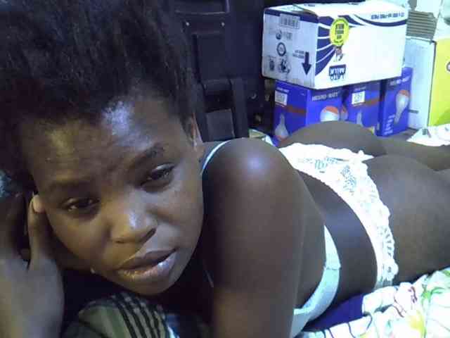 Cute-aliyah webcam