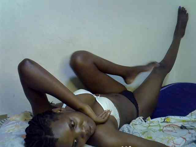 Cute-aliyah webcam