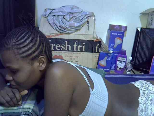 Cute-aliyah webcam