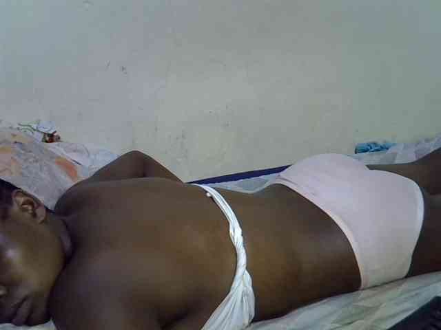 Cute-aliyah webcam