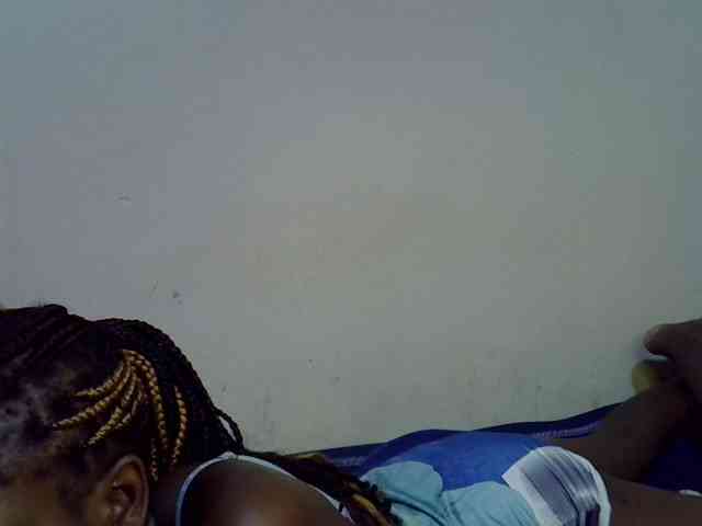 Cute-aliyah webcam