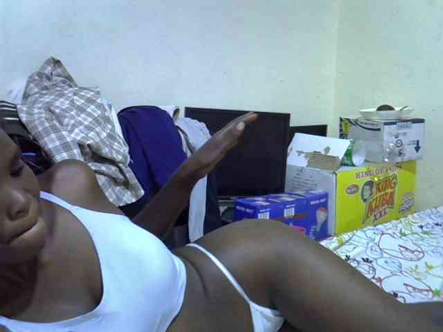 Cute-aliyah webcam