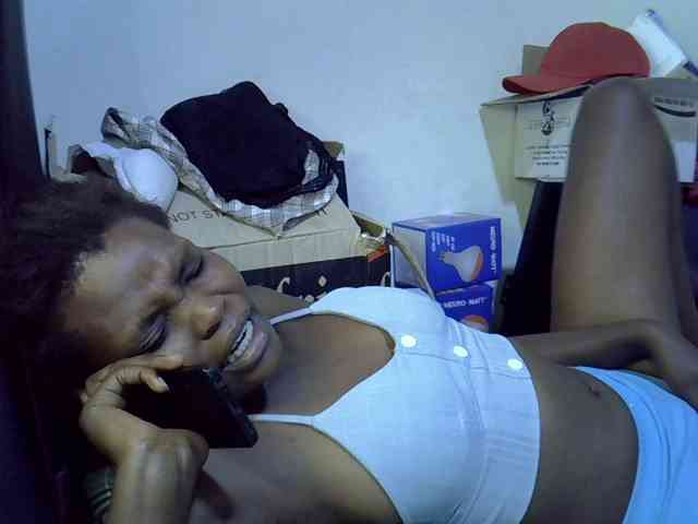 Cute-aliyah webcam