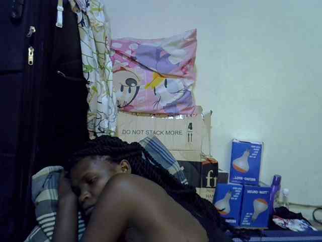 Cute-aliyah webcam