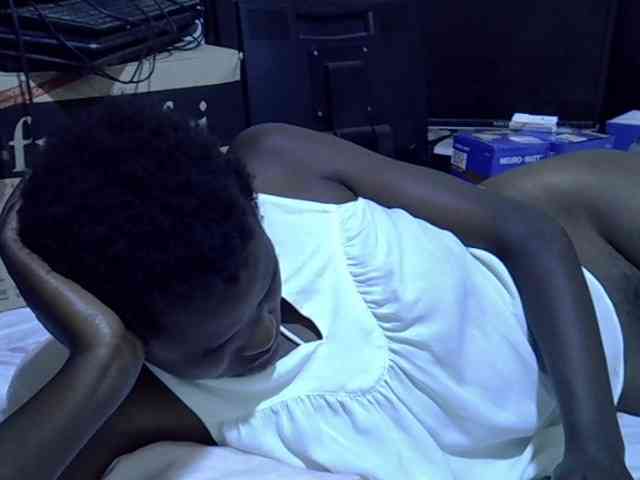 Cute-aliyah webcam