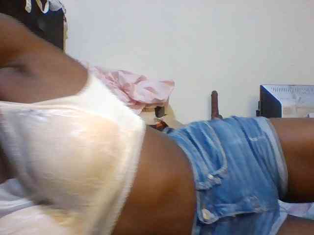 Cute-aliyah webcam