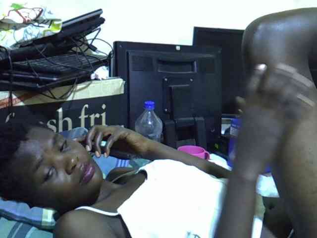 Cute-aliyah webcam