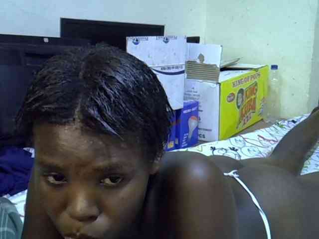 Cute-aliyah webcam