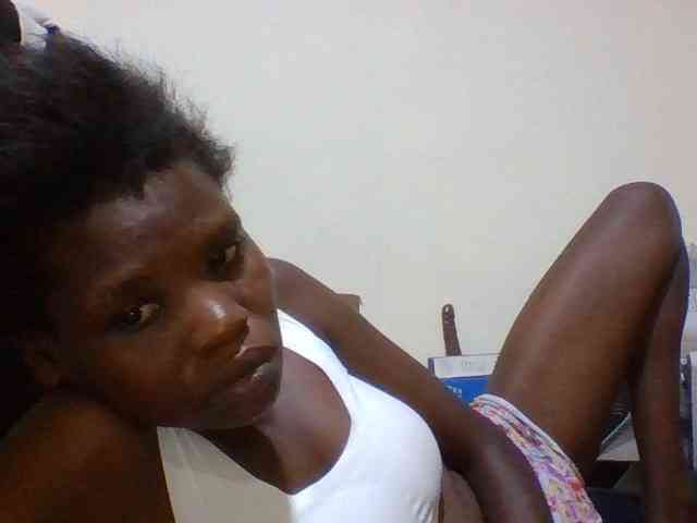 Cute-aliyah webcam