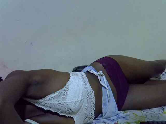 Cute-aliyah's webcam live show