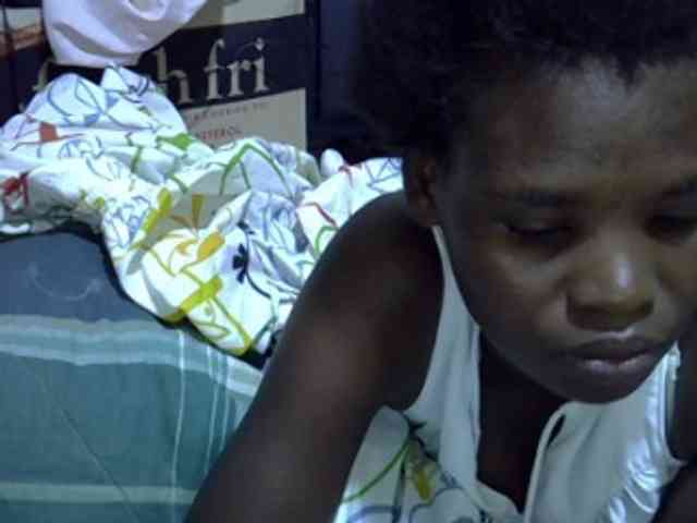 Cute-aliyah webcam